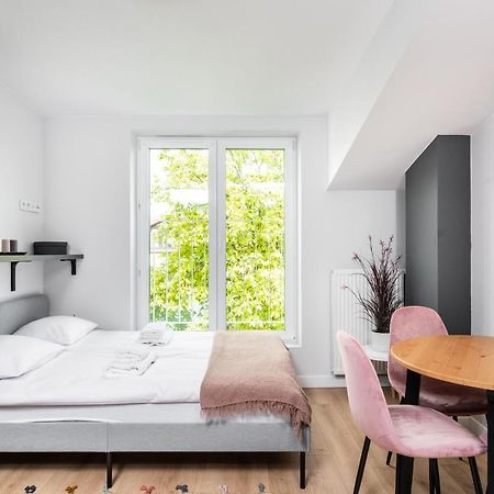 Smart Apartments - Old Town & Main Train Station - By Upstairs Krakow Dış mekan fotoğraf