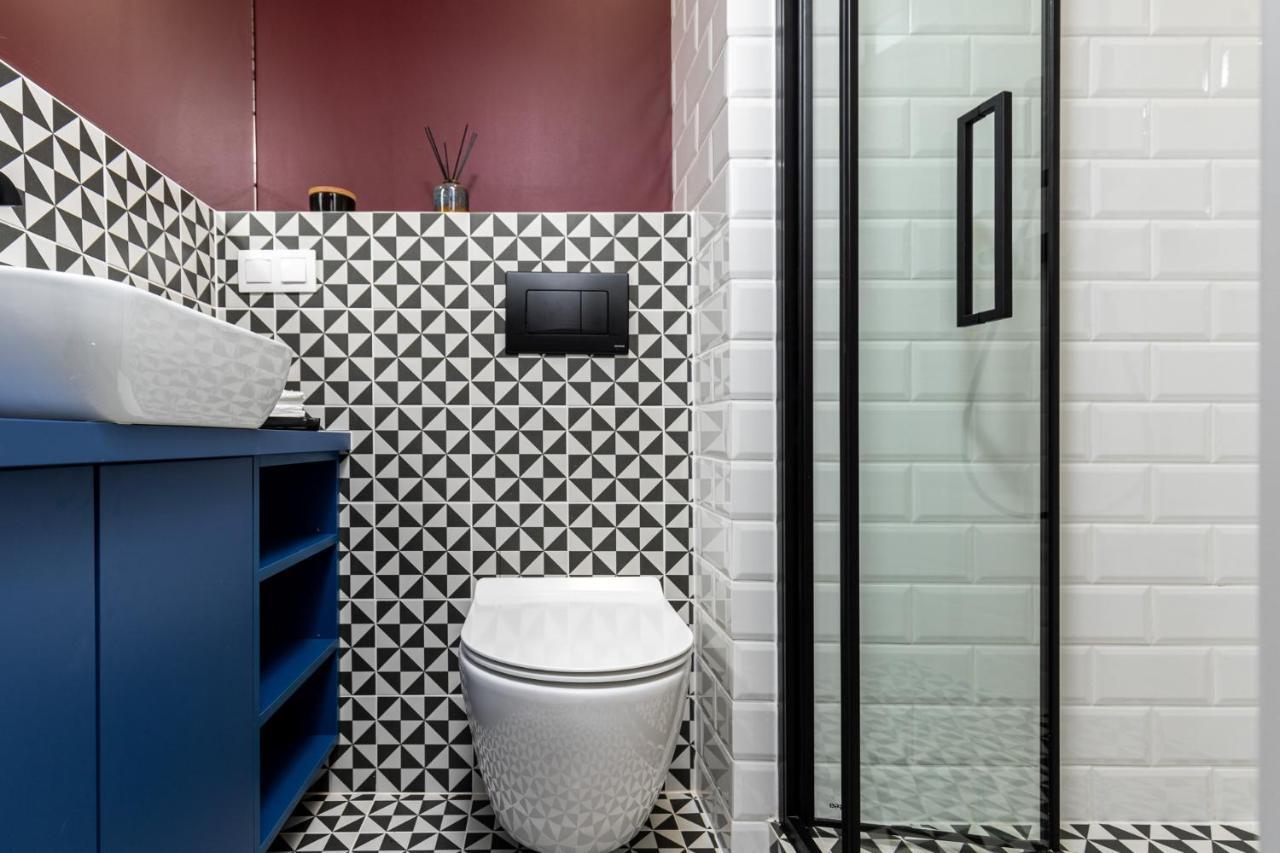 Smart Apartments - Old Town & Main Train Station - By Upstairs Krakow Dış mekan fotoğraf