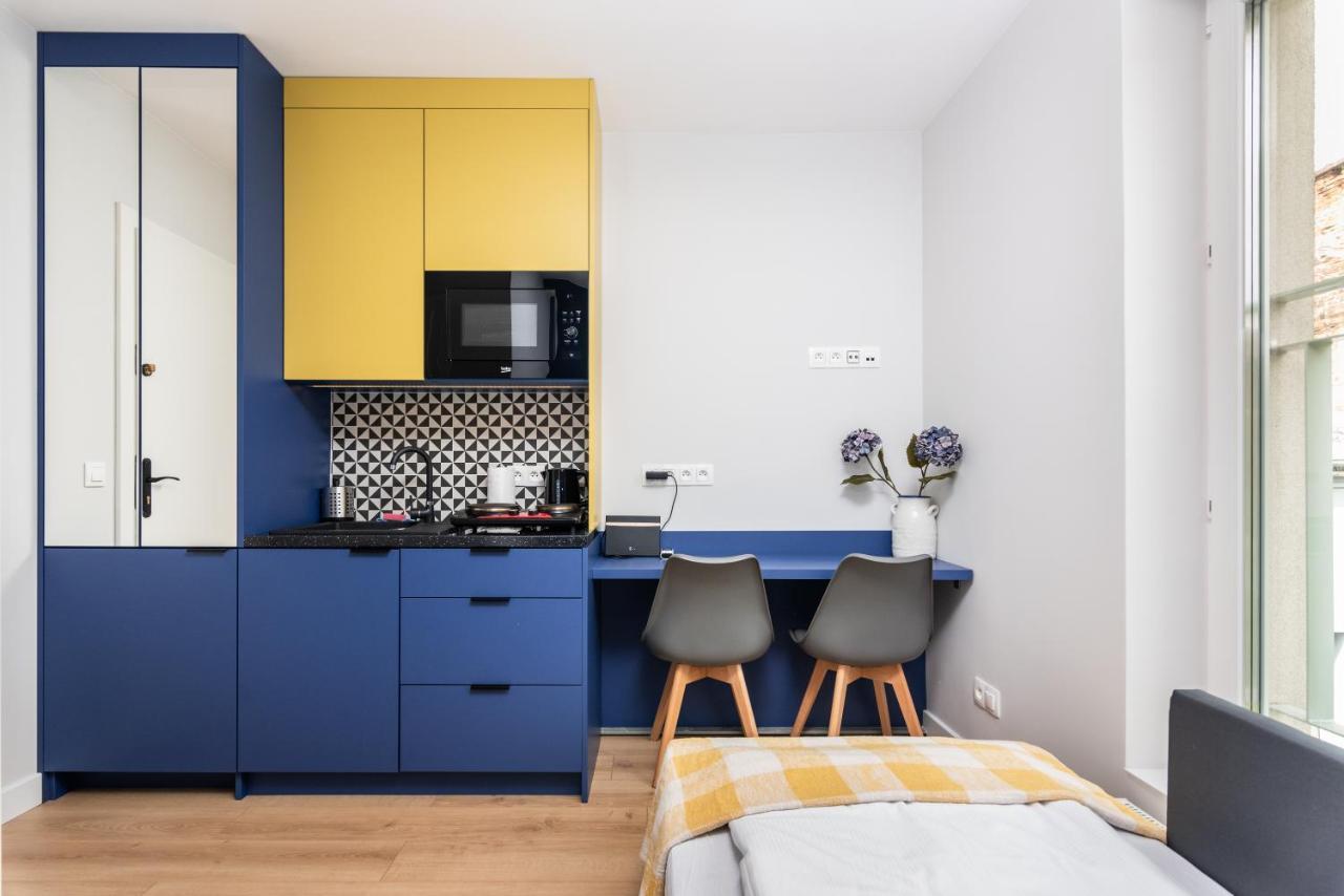 Smart Apartments - Old Town & Main Train Station - By Upstairs Krakow Dış mekan fotoğraf