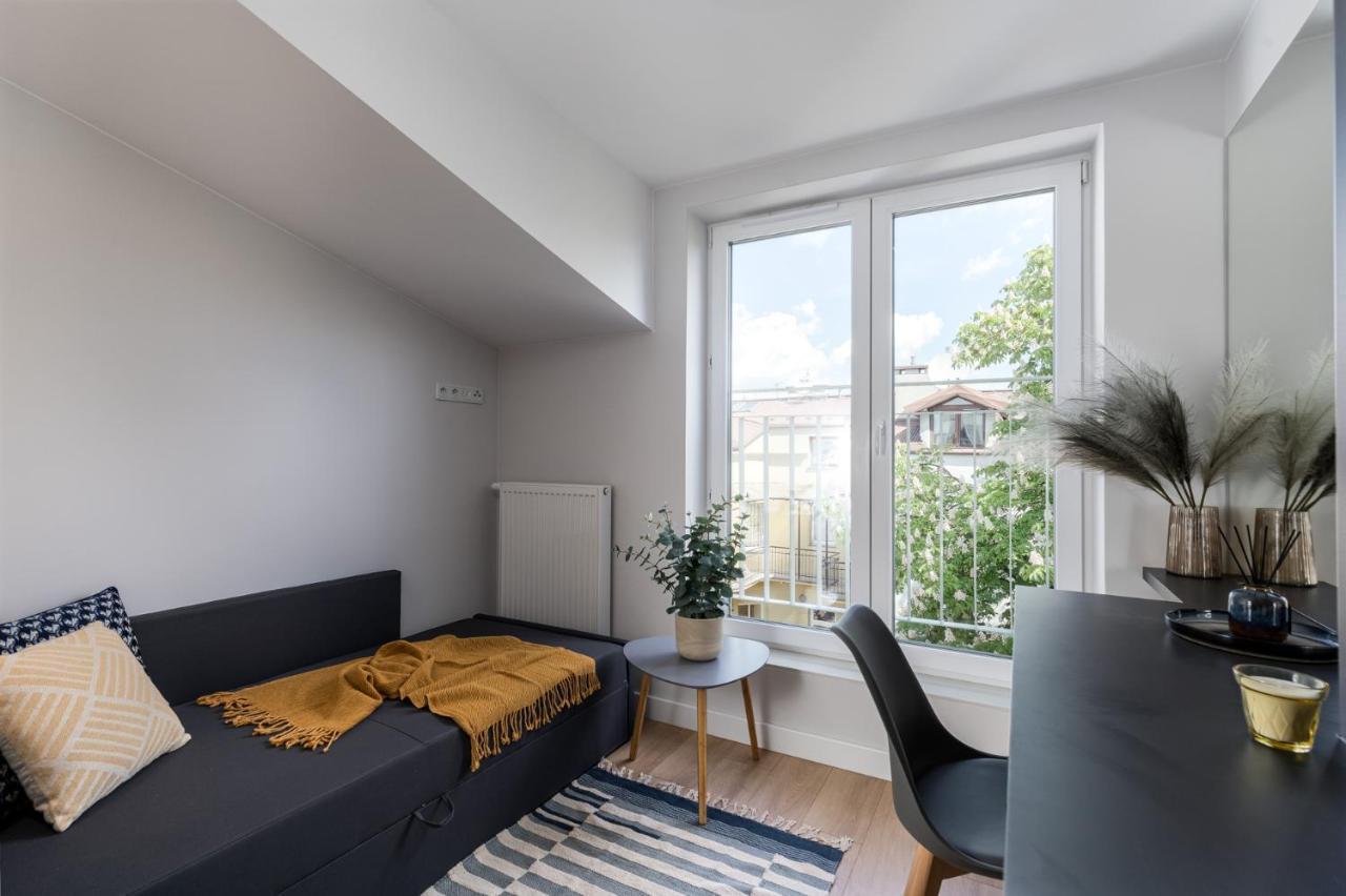 Smart Apartments - Old Town & Main Train Station - By Upstairs Krakow Dış mekan fotoğraf
