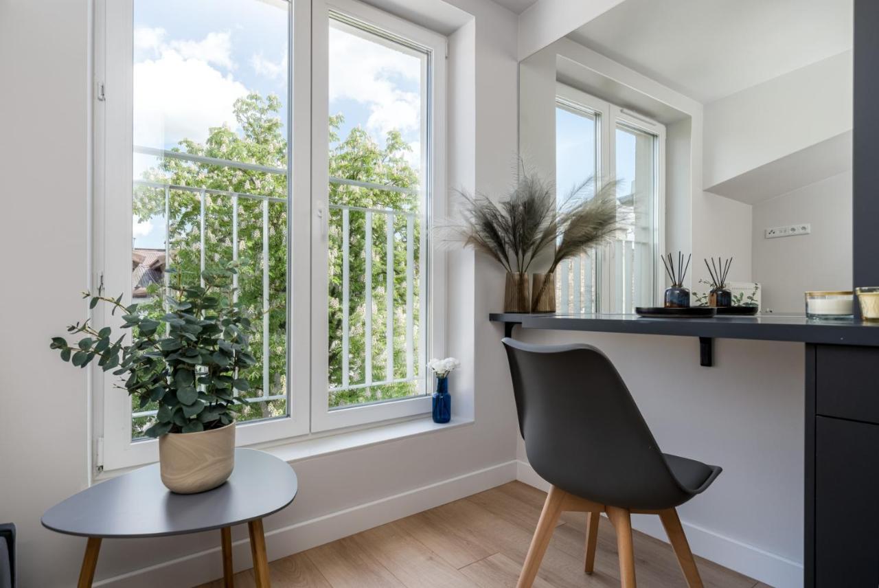 Smart Apartments - Old Town & Main Train Station - By Upstairs Krakow Dış mekan fotoğraf