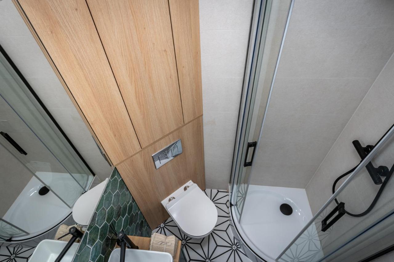 Smart Apartments - Old Town & Main Train Station - By Upstairs Krakow Dış mekan fotoğraf