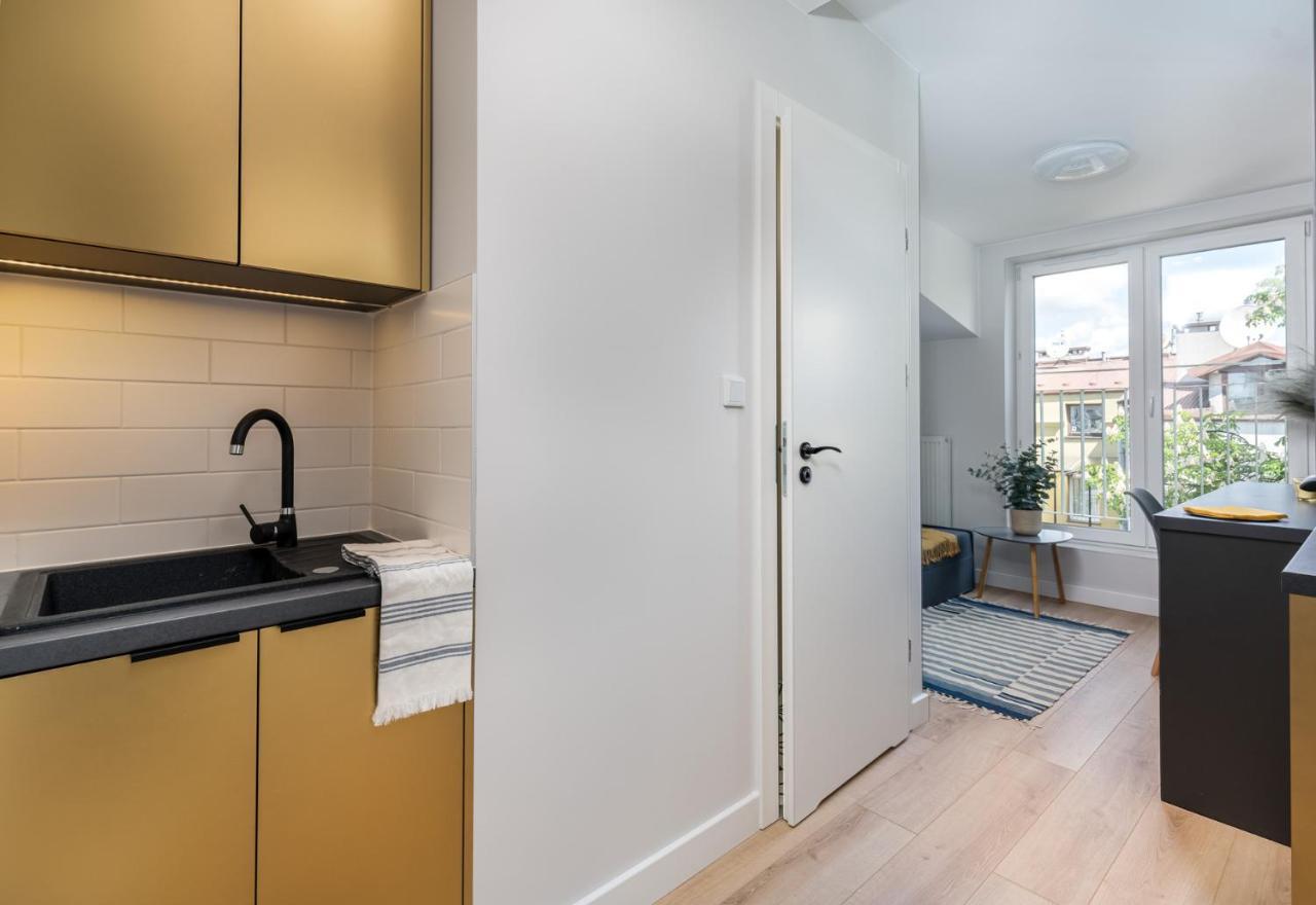 Smart Apartments - Old Town & Main Train Station - By Upstairs Krakow Dış mekan fotoğraf