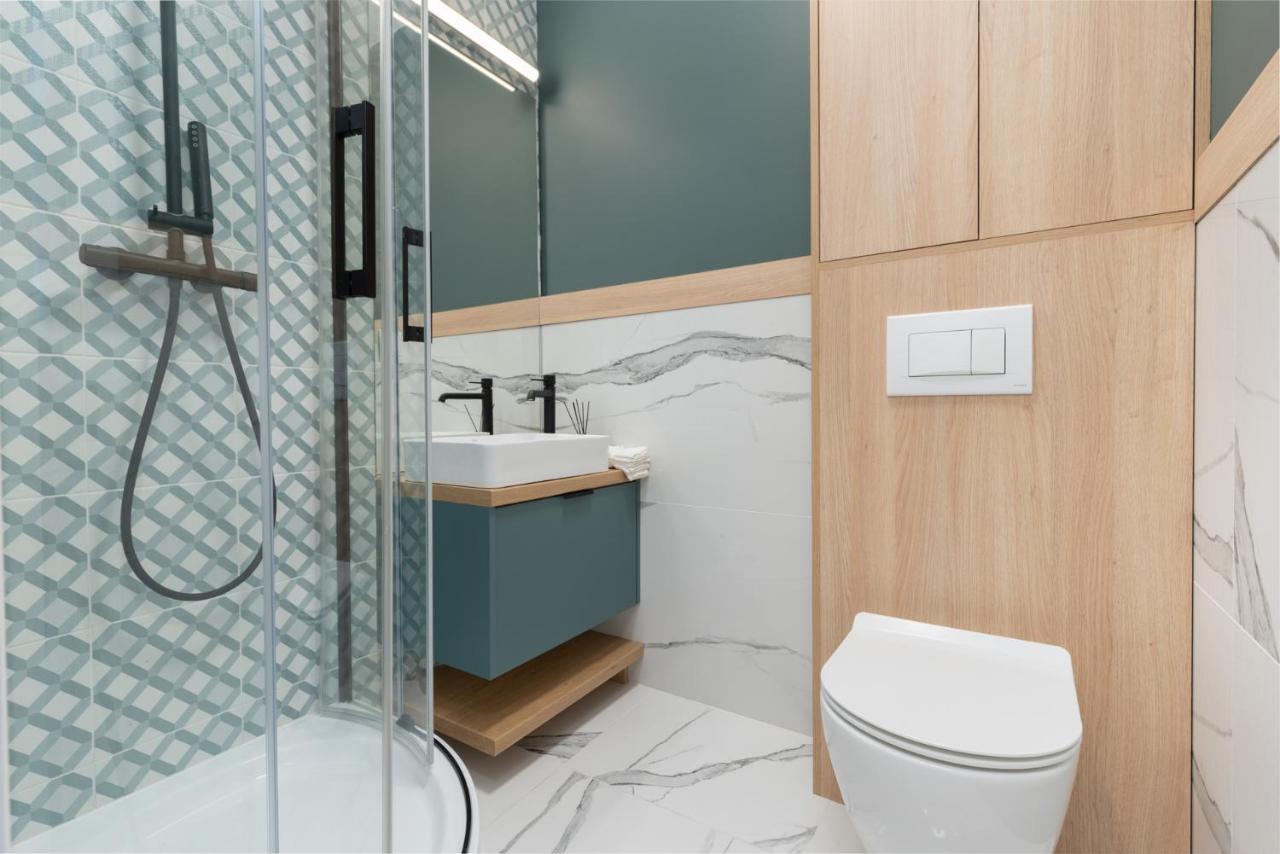 Smart Apartments - Old Town & Main Train Station - By Upstairs Krakow Dış mekan fotoğraf